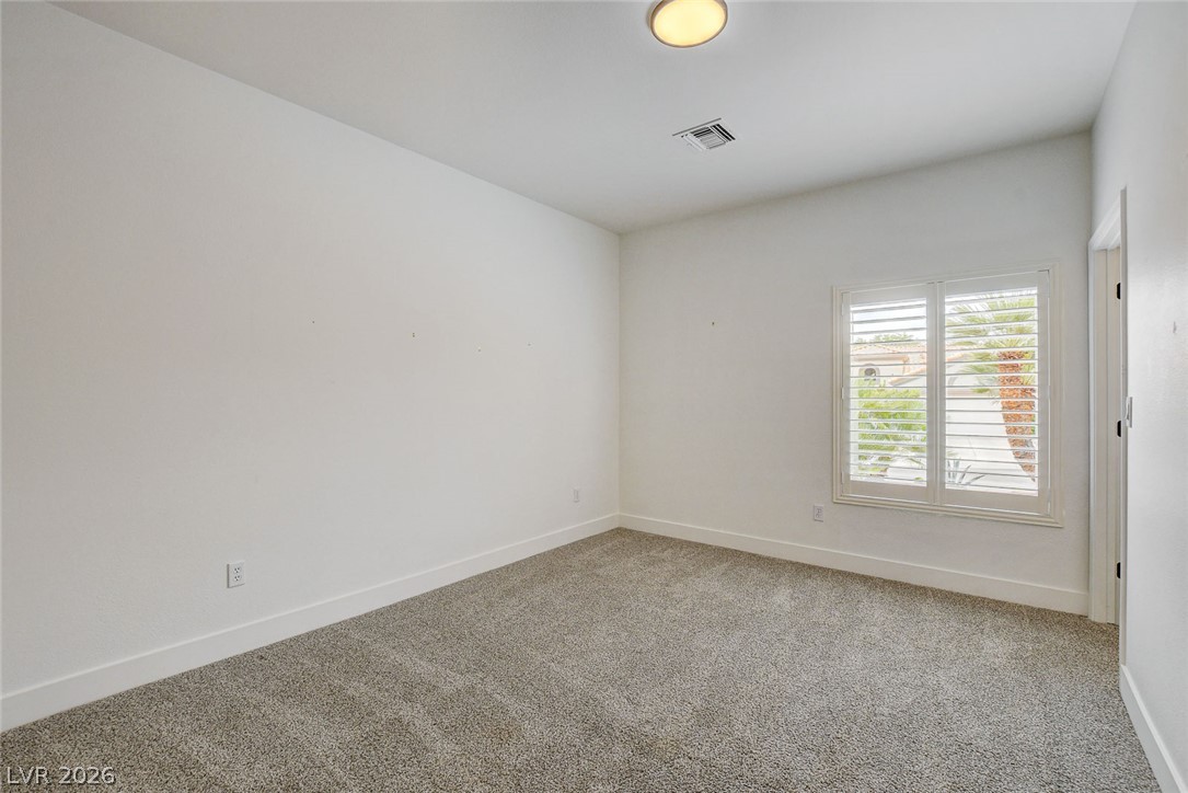 2621 Hanging Rock Drive Property Photo 24