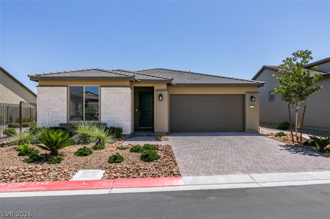 10184 Chrysolite Property Photo 1