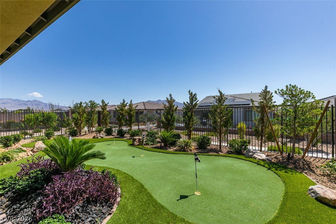 10184 Chrysolite Property Photo 2