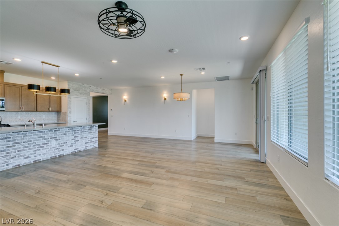 10184 Chrysolite Property Photo 18