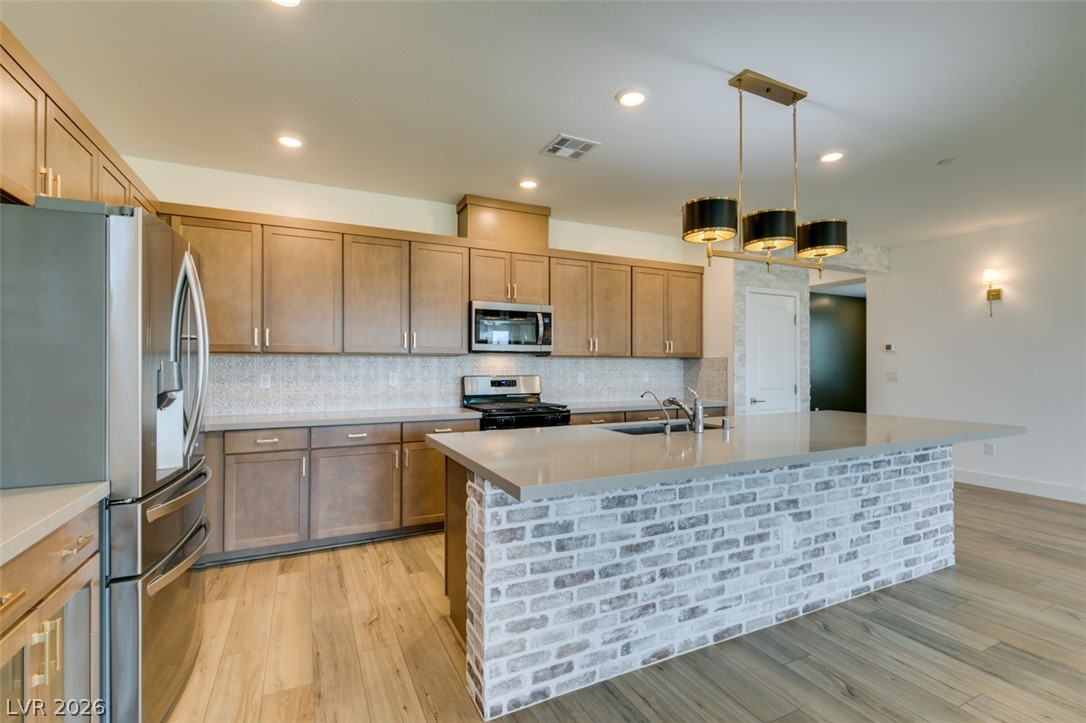10184 Chrysolite Property Photo 20