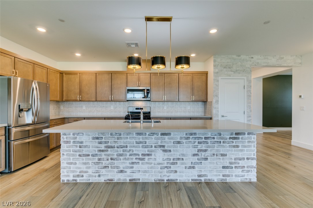 10184 Chrysolite Property Photo 21