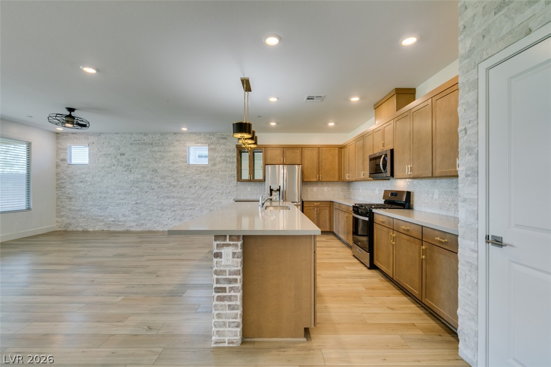 10184 Chrysolite Property Photo 23