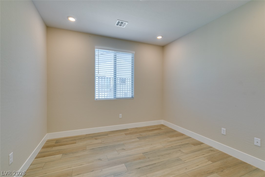 10184 Chrysolite Property Photo 34