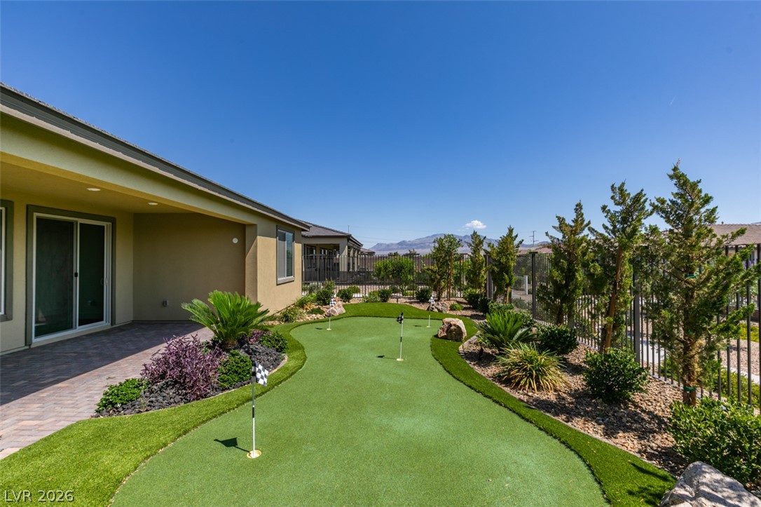 10184 Chrysolite Property Photo 43