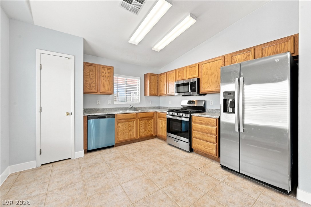 6060 Allred Place 101 Property Photo 3