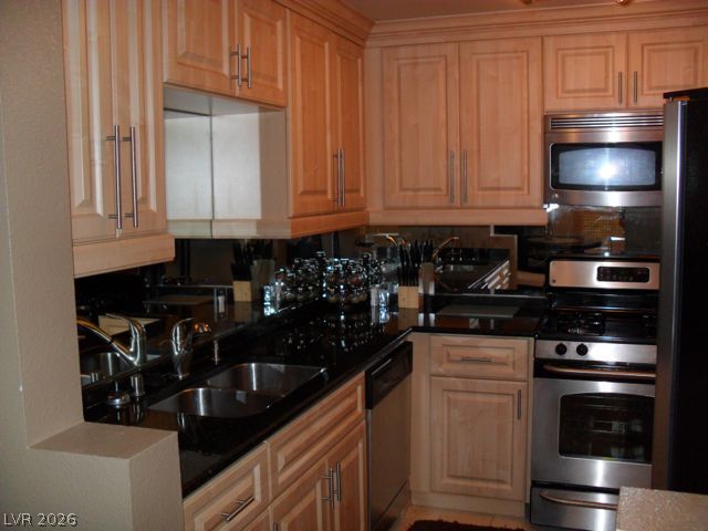 260 East Flamingo Road 329 Property Photo 3