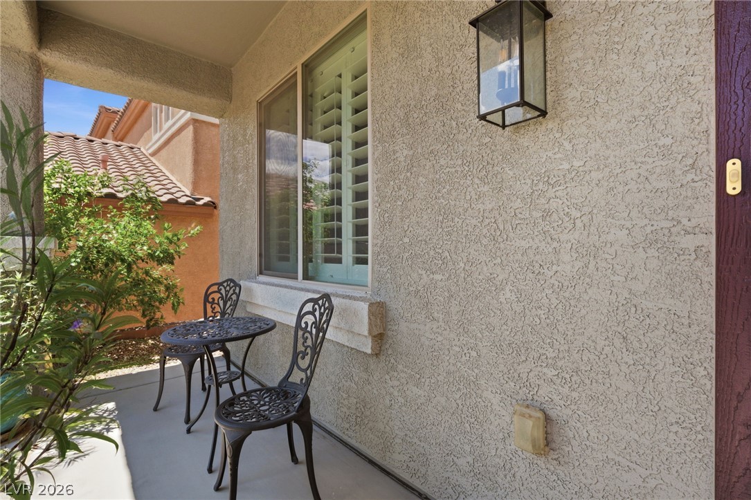 2536 Bechamel Place Property Photo 6