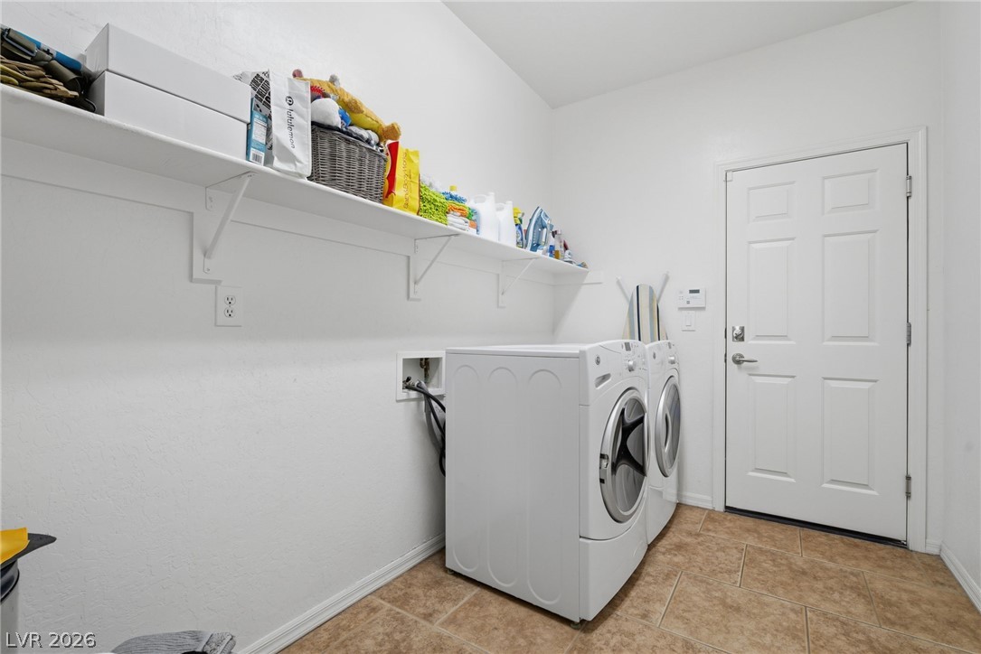 2536 Bechamel Place Property Photo 15