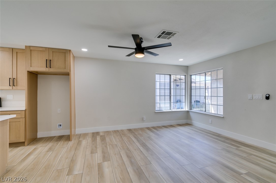 1640 Divinity Street Property Photo 10
