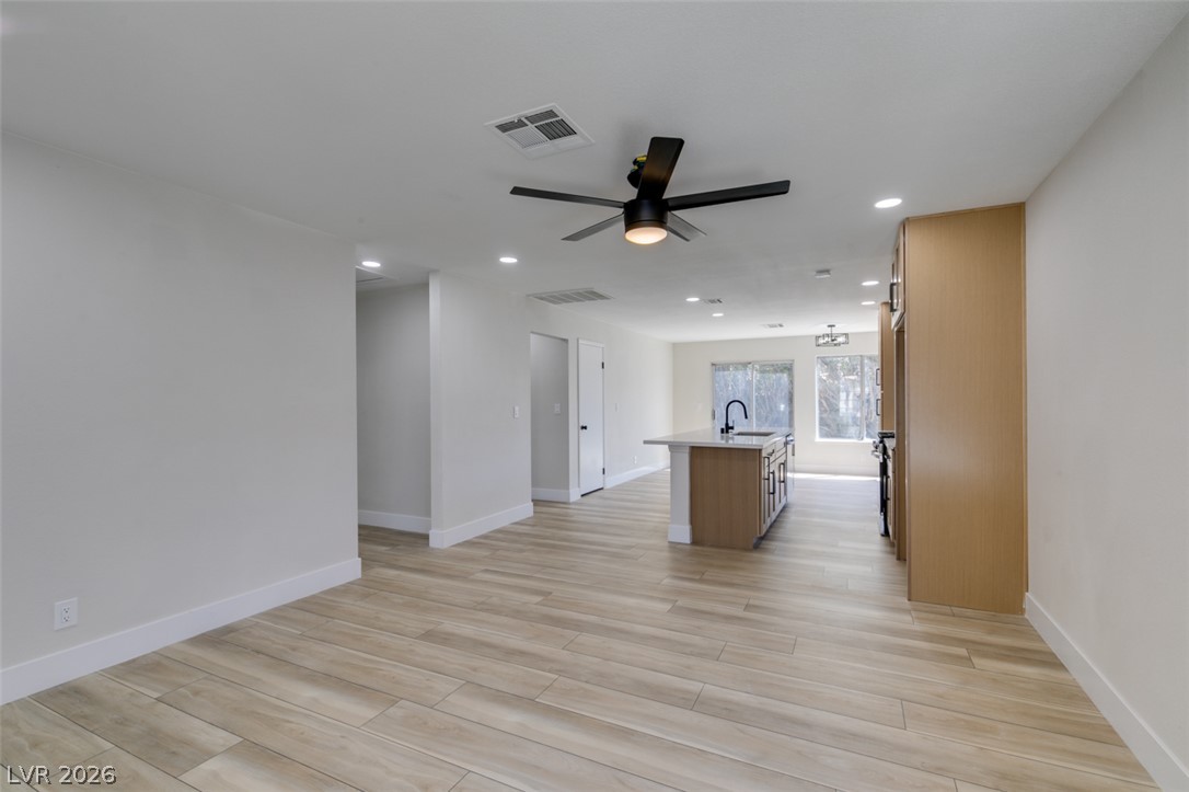 1640 Divinity Street Property Photo 16