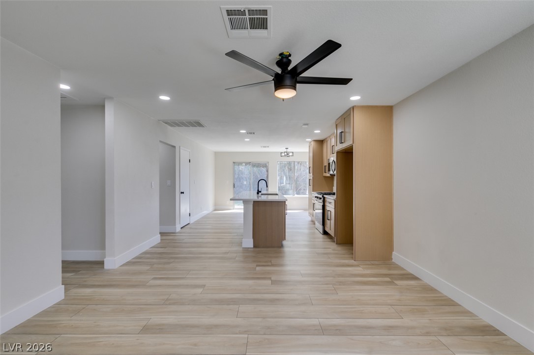 1640 Divinity Street Property Photo 17