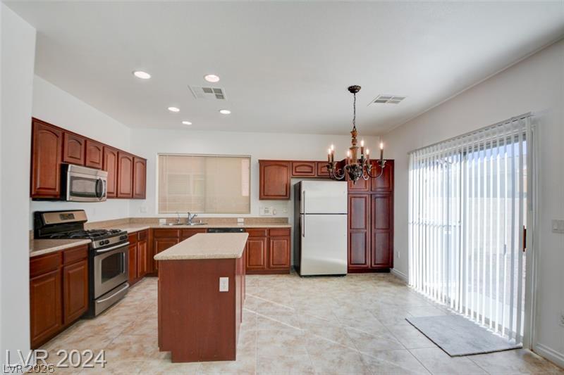 4736 Killington Street Property Photo 2