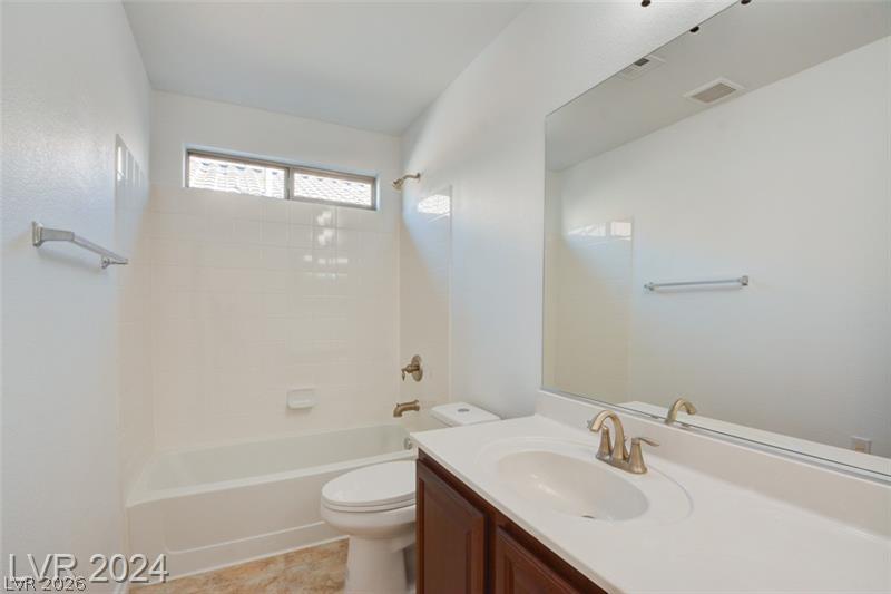 4736 Killington Street Property Photo 8