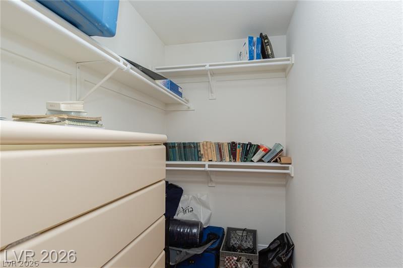 231 West Horizon Ridge Parkway 1126 Property Photo 12
