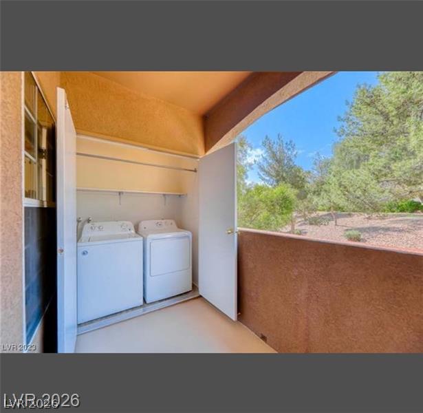 231 West Horizon Ridge Parkway 1126 Property Photo 13