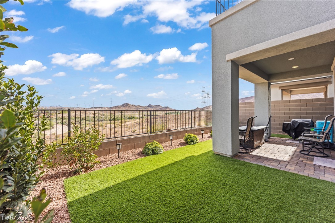 1043 Strada Mazoni Property Photo 39