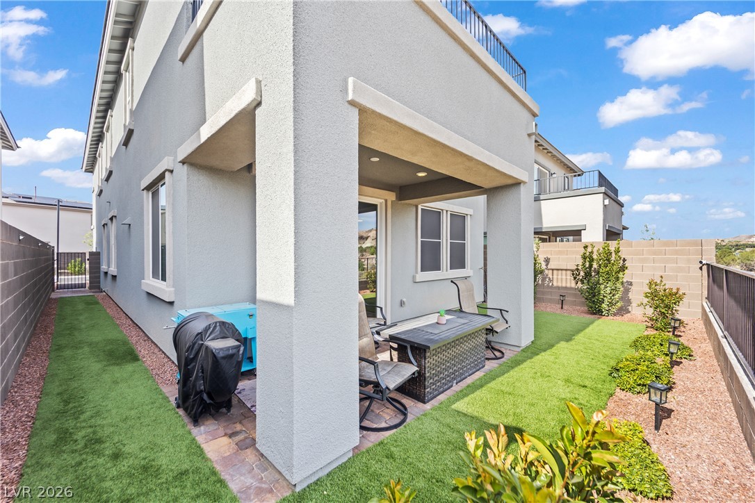 1043 Strada Mazoni Property Photo 40