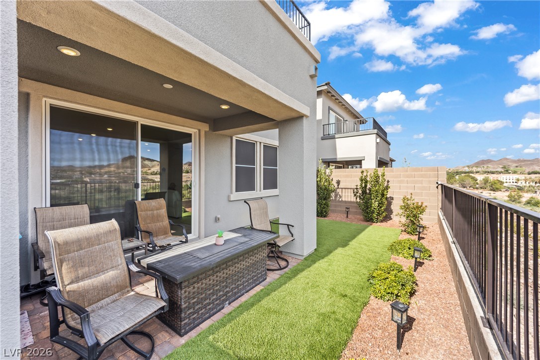1043 Strada Mazoni Property Photo 41