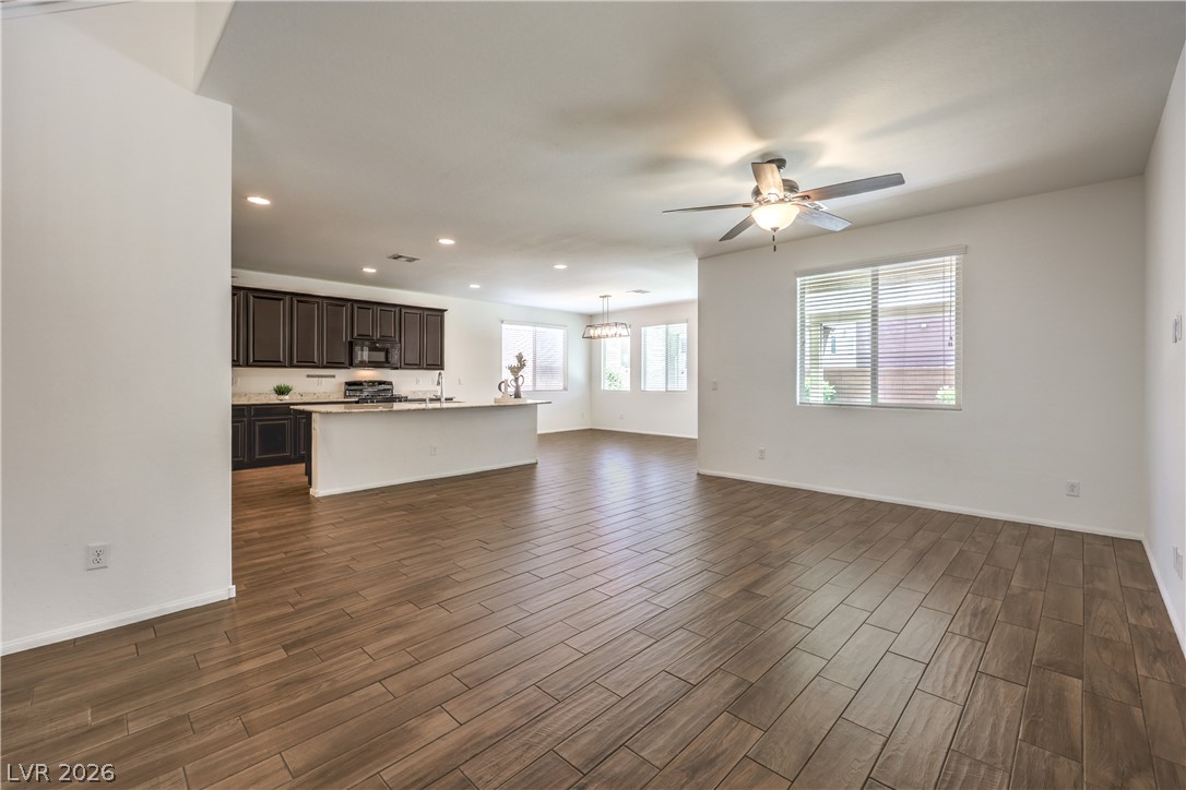 10866 Buzzards Bay Court Property Photo 12