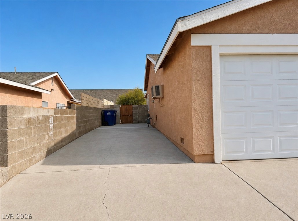 7121 Pleasant View Avenue Property Photo 3