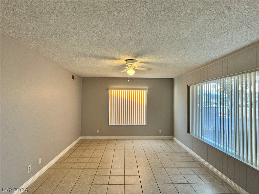 7121 Pleasant View Avenue Property Photo 6