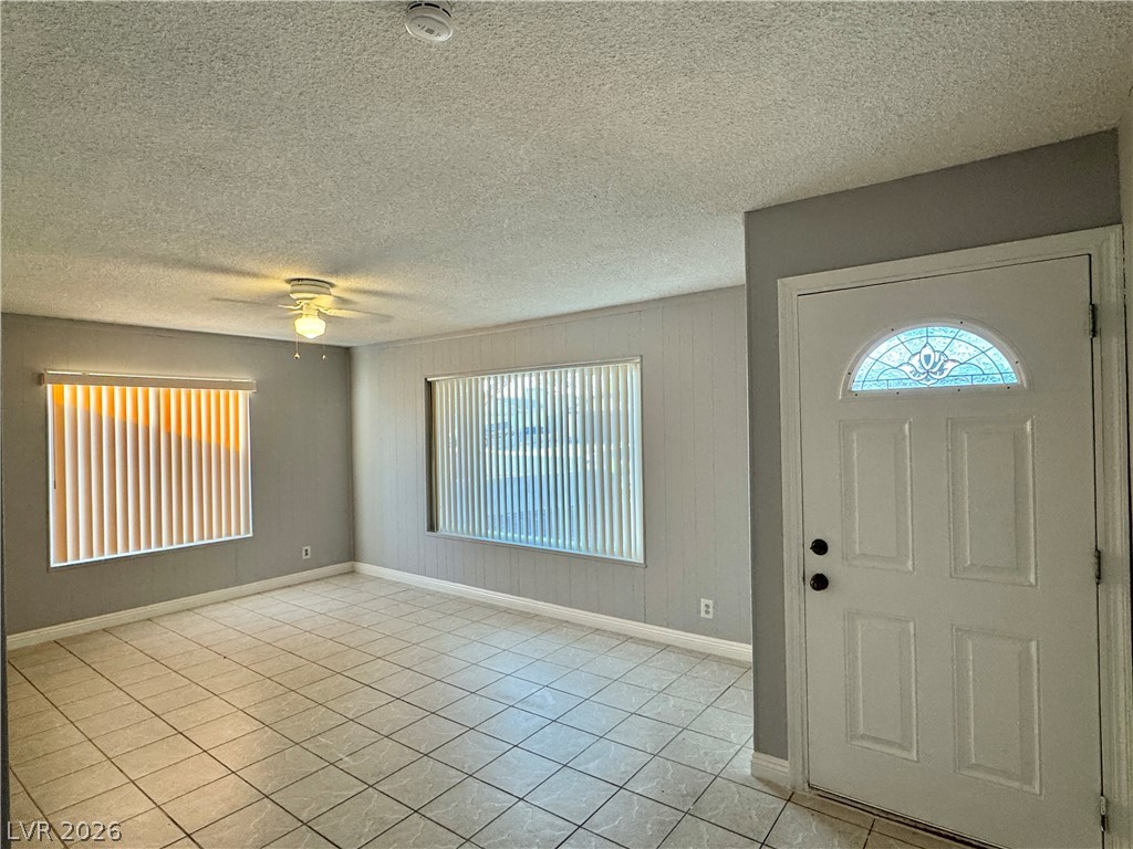 7121 Pleasant View Avenue Property Photo 8