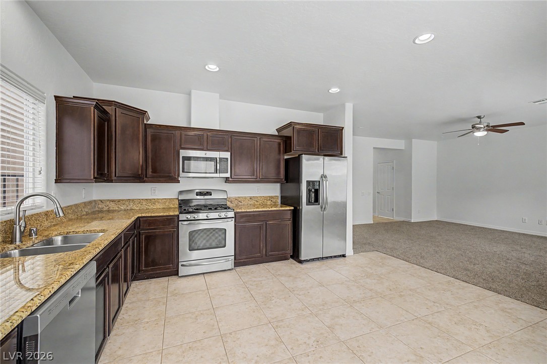 2608 Romarin Terrace Property Photo 12