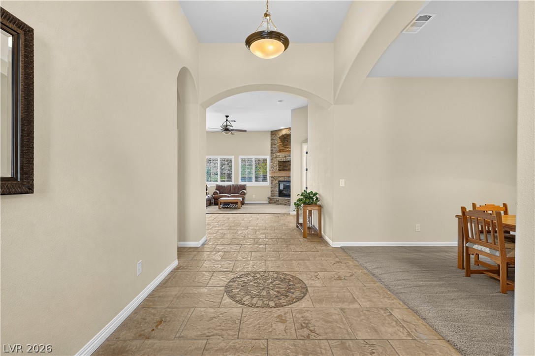 2058 Poetry Avenue Property Photo 6