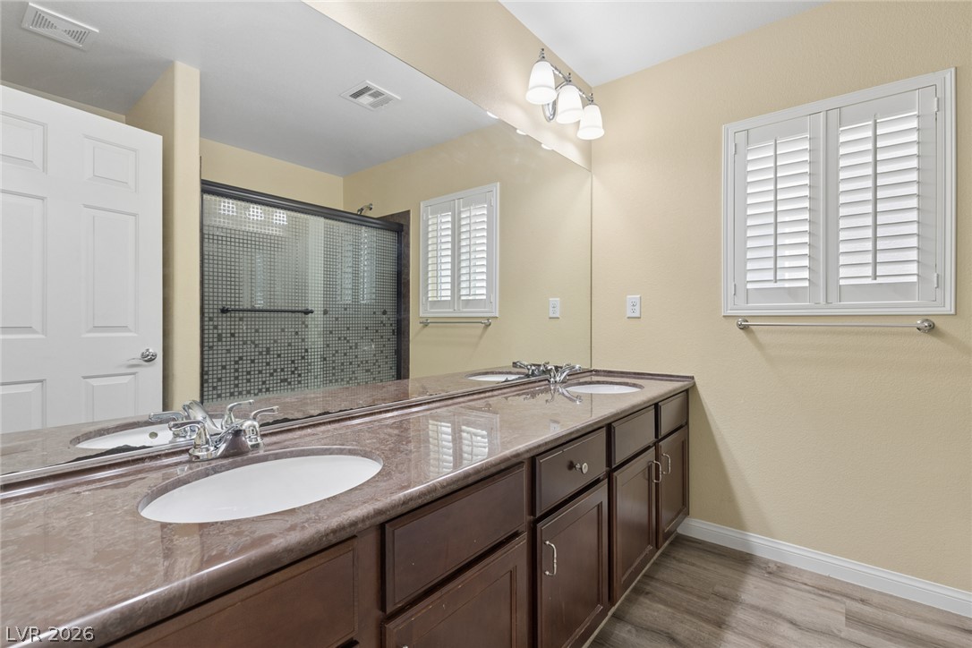 8194 Duncan Peak Court Property Photo 27