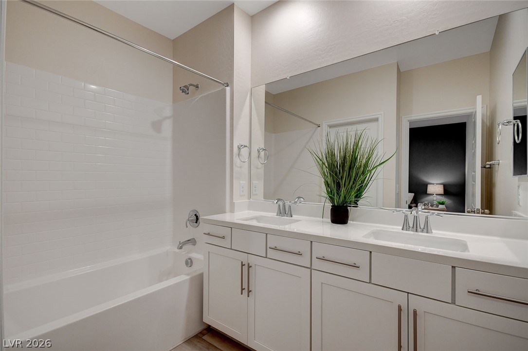 600 North Carriage Hill Drive 1039 Property Photo 45