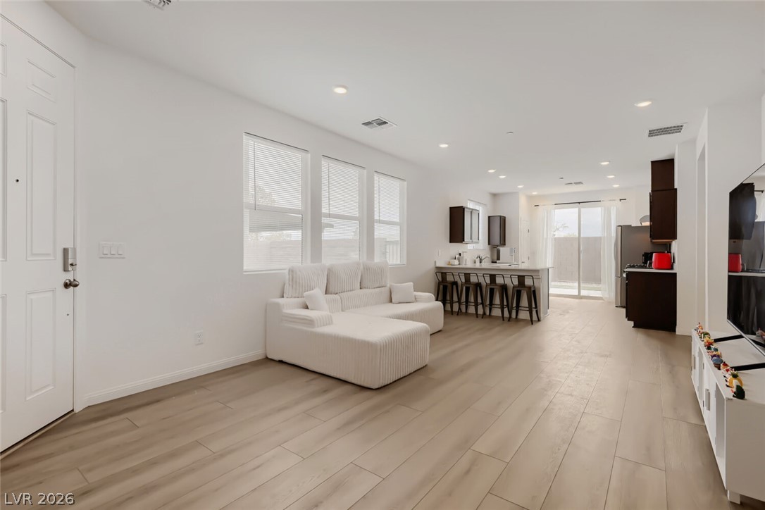 9576 Marsh Aster Street Property Photo 4