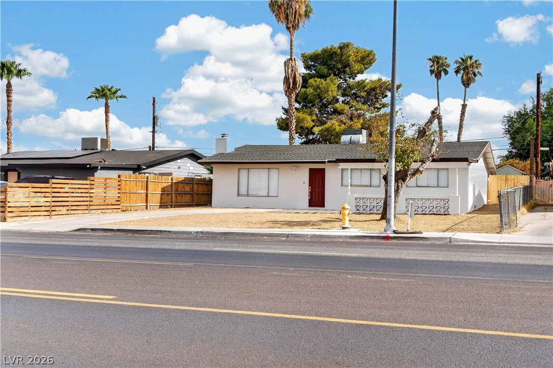 4289 Vegas Valley Drive Property Photo 3