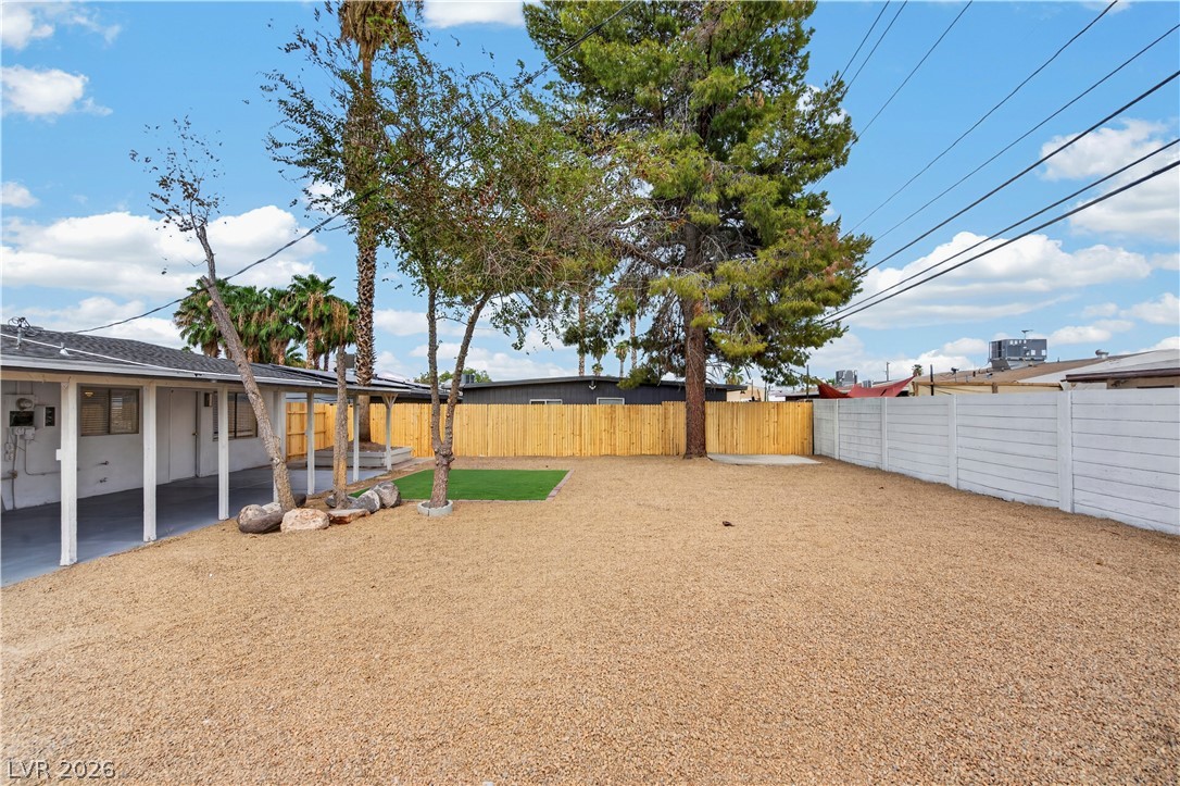 4289 Vegas Valley Drive Property Photo 15