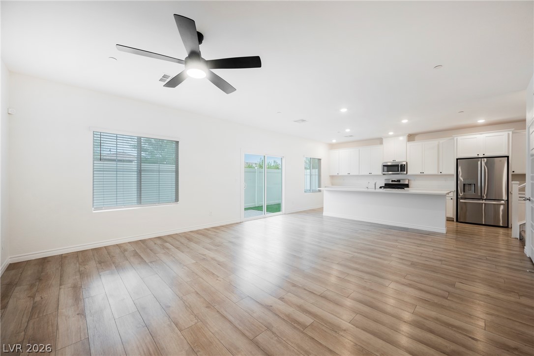 275 Callen Falls Avenue 2113 Property Photo 6