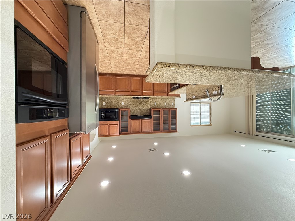 9961 Artistic Walk Avenue Property Photo 8
