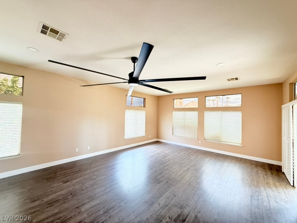 275 Macsnap Avenue Property Photo 10