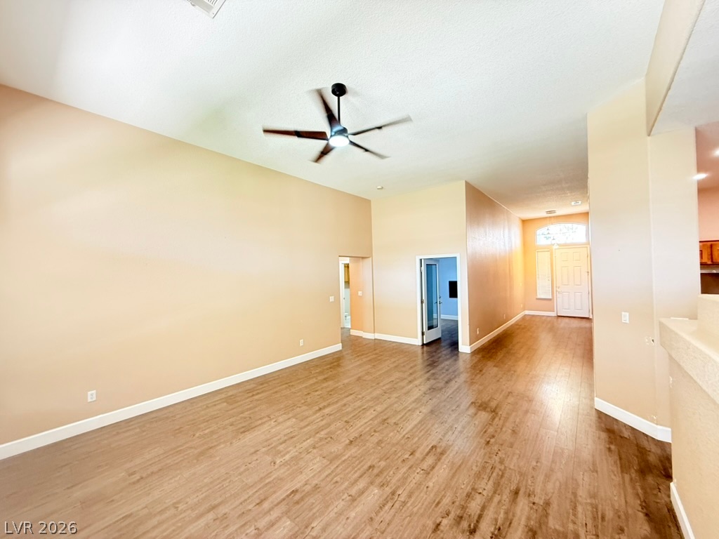 275 Macsnap Avenue Property Photo 12
