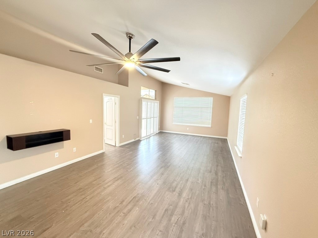 275 Macsnap Avenue Property Photo 16