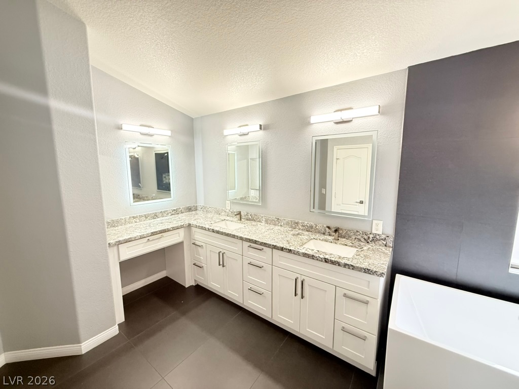 275 Macsnap Avenue Property Photo 19