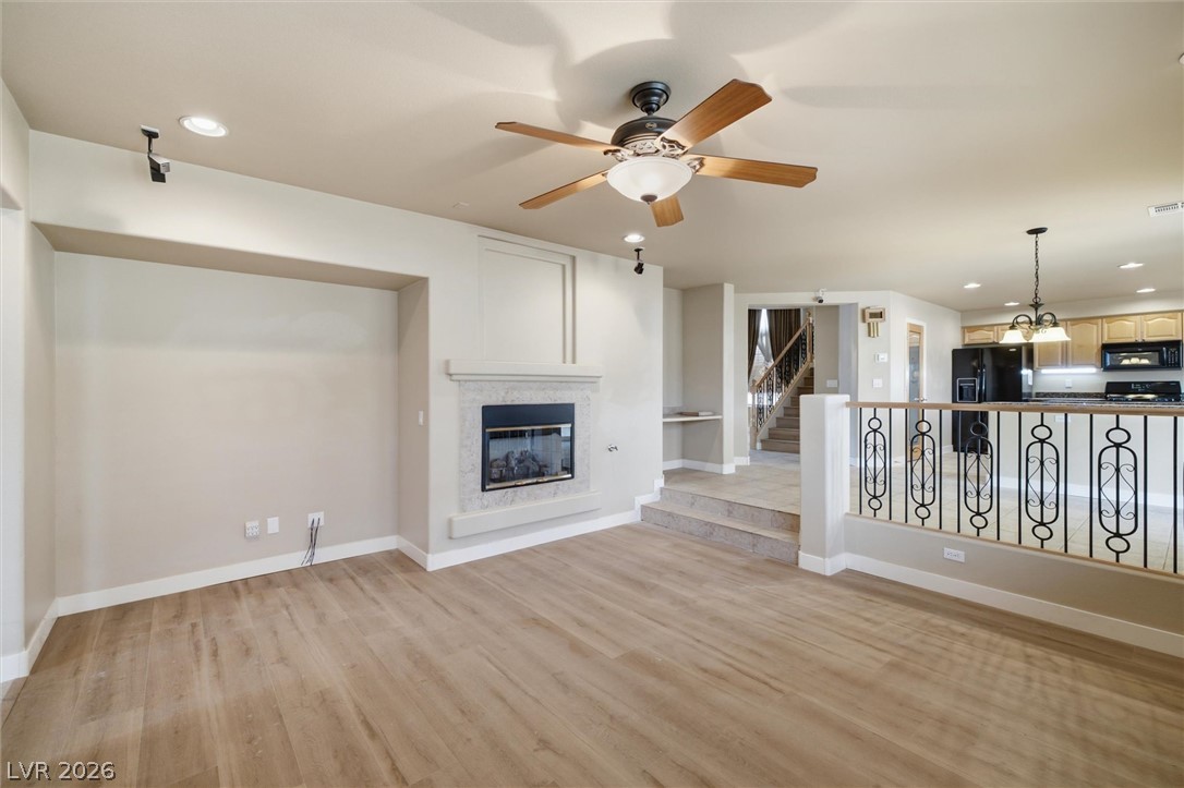 28 Glaring Court Property Photo 10