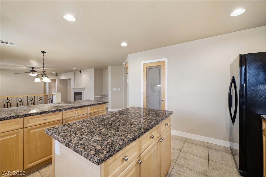 28 Glaring Court Property Photo 16