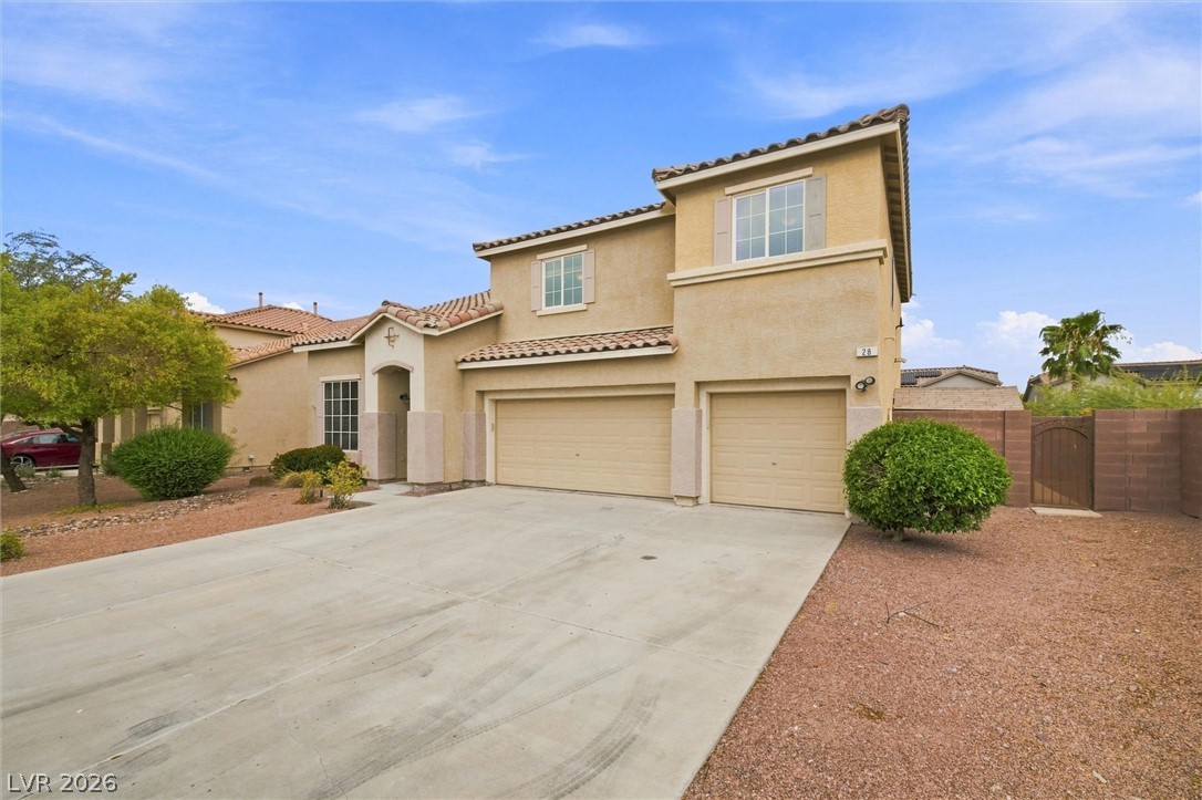 28 Glaring Court Property Photo 37