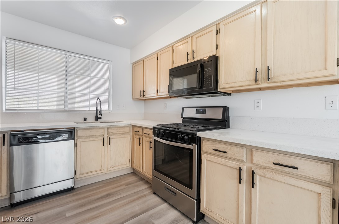 5348 Desert Blossom Road Property Photo 19