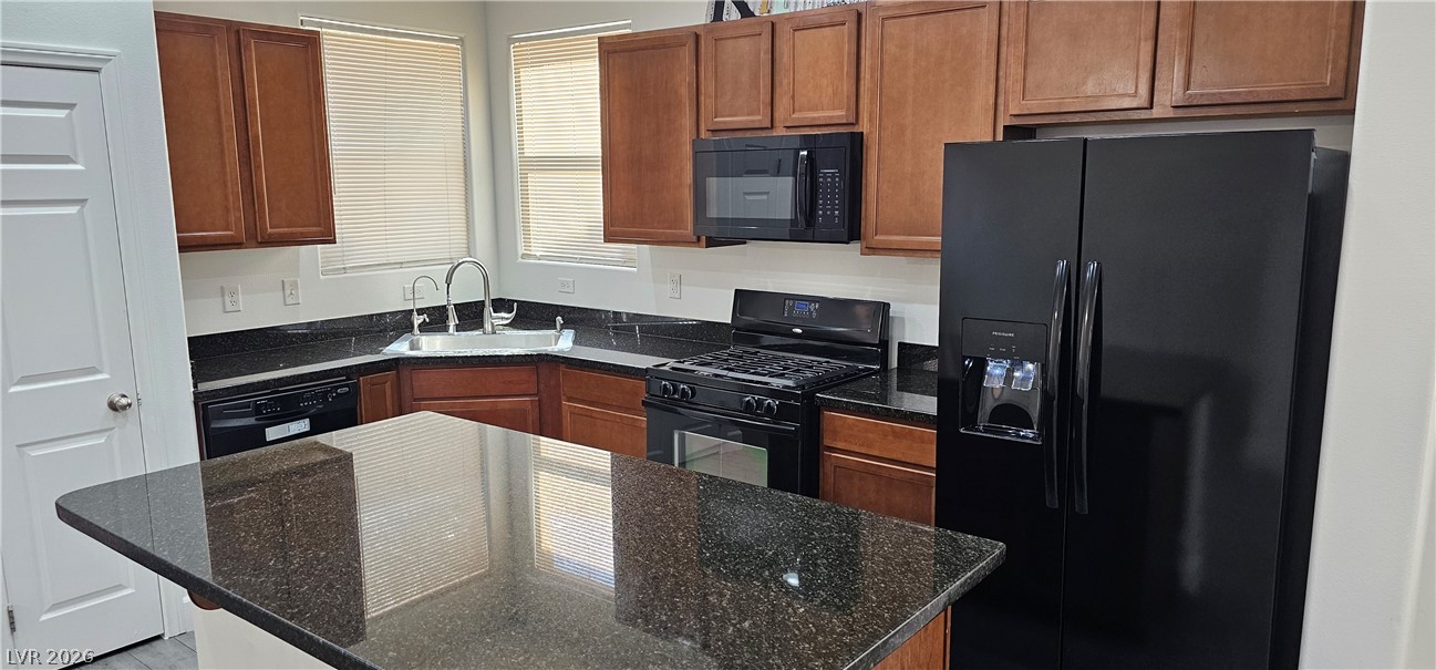7451 Benlomond Avenue Property Photo 3