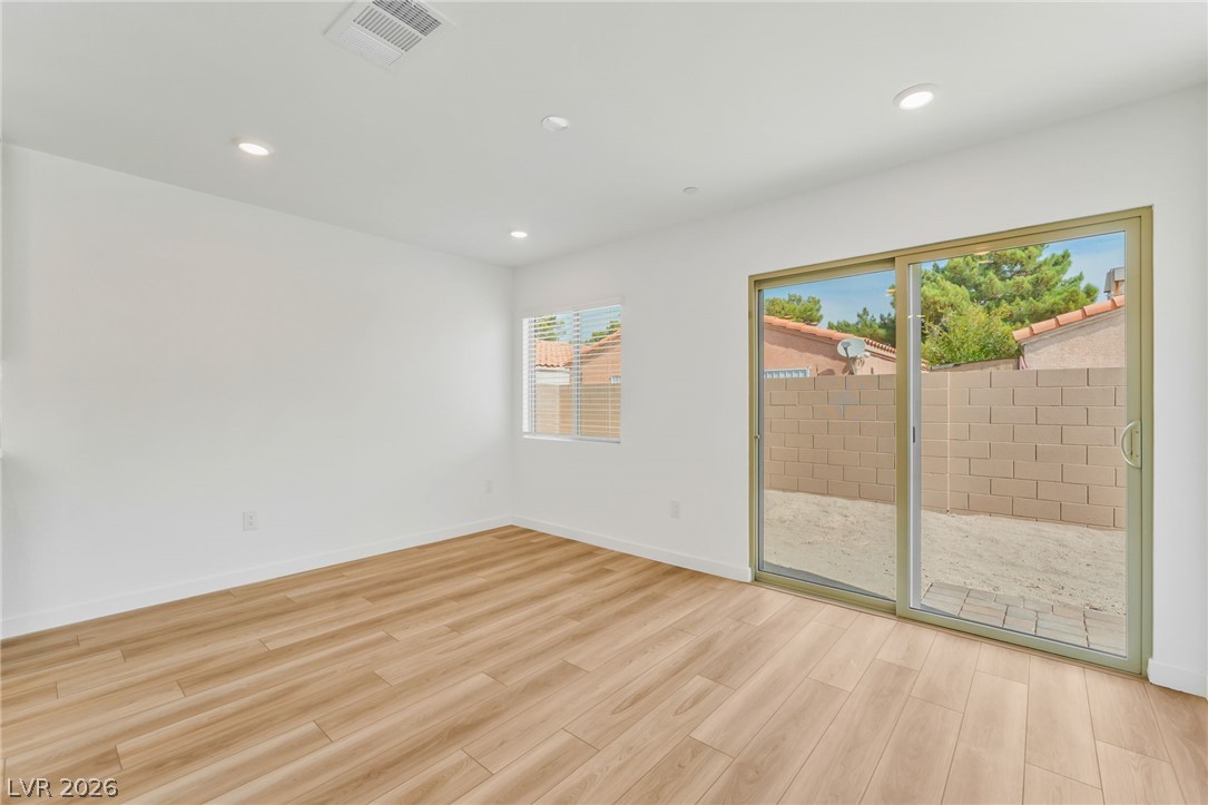 2204 Abraham Avenue Property Photo 6
