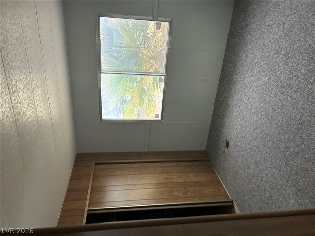 253 Behmer Street Property Photo 4