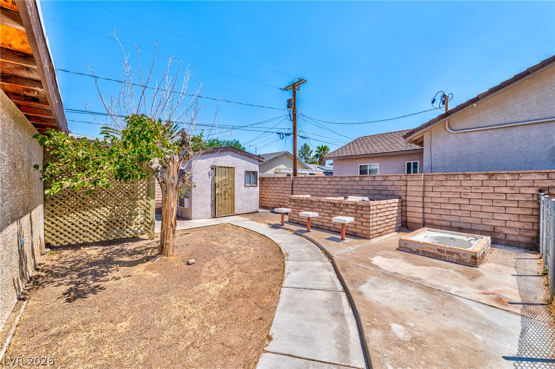 1816 Merze Avenue Property Photo 14