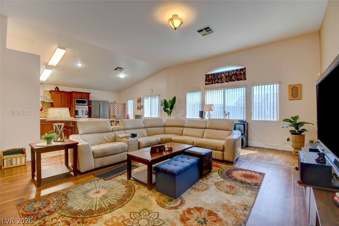 3318 Resonance Court Property Photo 6