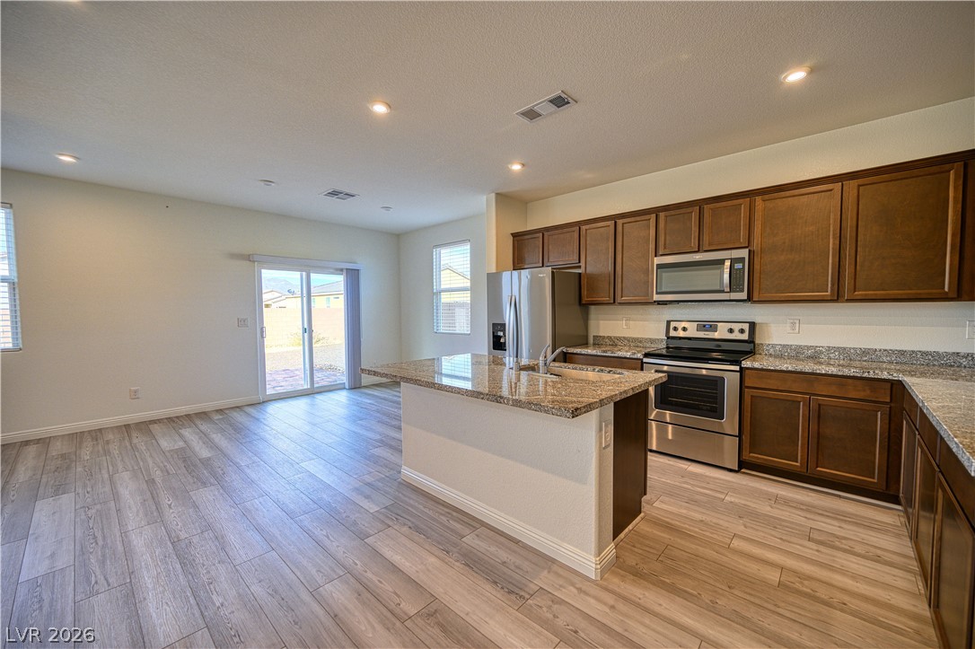 3602 East Umatilla Avenue Property Photo 6